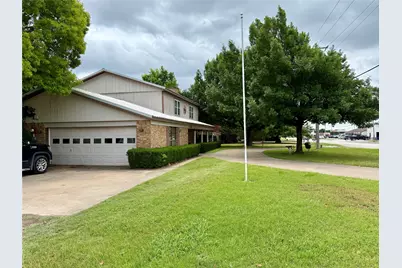 703 S Colorado Street, Whitney, TX 76692 - Photo 2