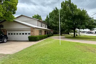 703 S Colorado St, Whitney, TX 76692 - Photo 2