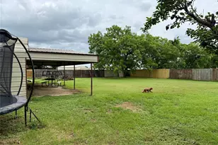 703 S Colorado St, Whitney, TX 76692 - Photo 38