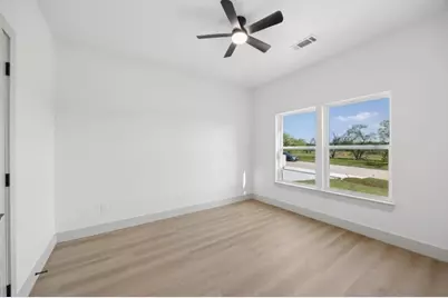 546 Roberts Run, Sherman, TX 75092 - Photo 16