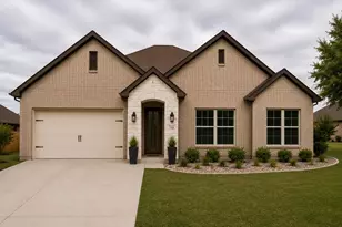546 Roberts Run, Sherman, TX 75092 - Photo 1