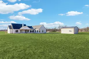 1001 Emery Ct, Weatherford, TX 76087 - Photo 4