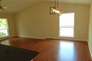 2918 Ashglen Dr, Garland, TX 75043 - Photo 6