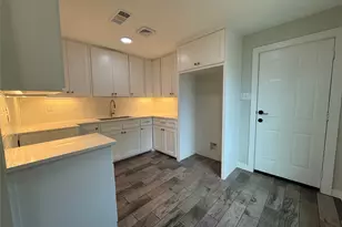 307 N 4th St, Crandall, TX 75114 - Photo 6