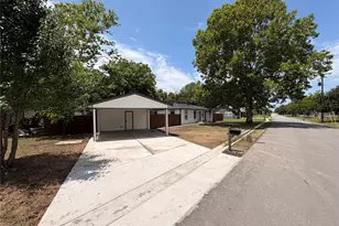 307 N 4th St, Crandall, TX 75114 - Photo 22
