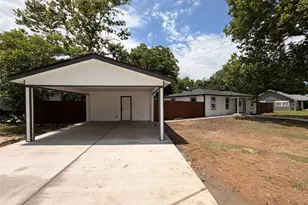 307 N 4th St, Crandall, TX 75114 - Photo 24