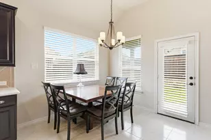 616 Caudle Ln, Savannah, TX 76227 - Photo 6
