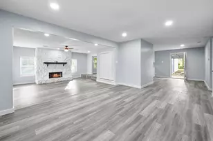 1425 Oakhill Dr, Plano, TX 75075 - Photo 6