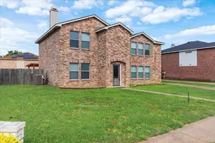 1298 Longleaf Dr, Cedar Hill, TX 75104 - Photo 2