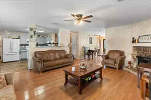1298 Longleaf Dr, Cedar Hill, TX 75104 - Photo 4