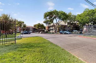 8109 Skillman St, Dallas, TX 75231 - Photo 18