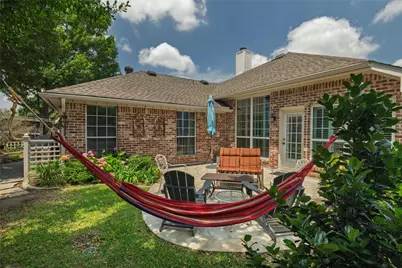 305 Chantilly Court, Hurst, TX 76054 - Photo 36