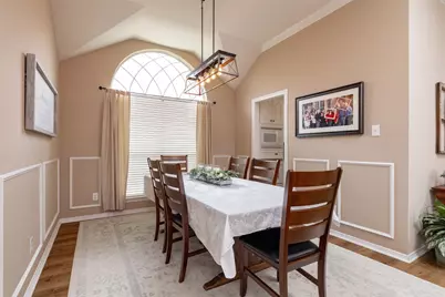 305 Chantilly Court, Hurst, TX 76054 - Photo 10
