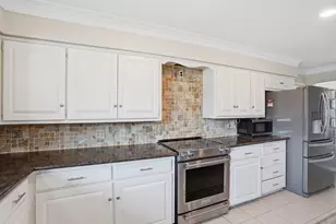 2608 Buckingham Dr, Denton, TX 76209 - Photo 8