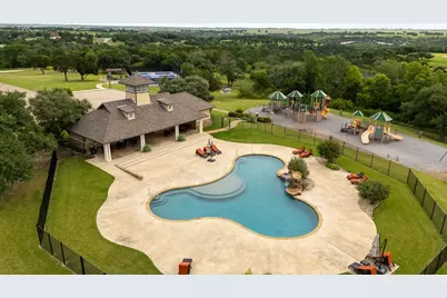 8620 Retreat Boulevard, Cleburne, TX 76033 - Photo 28