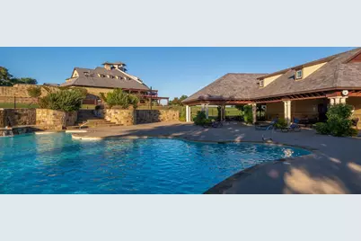 8620 Retreat Boulevard, Cleburne, TX 76033 - Photo 12