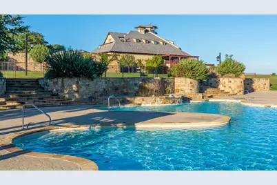 8620 Retreat Boulevard, Cleburne, TX 76033 - Photo 14
