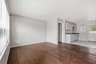 1306 Stone Dr, Irving, TX 75061 - Photo 4
