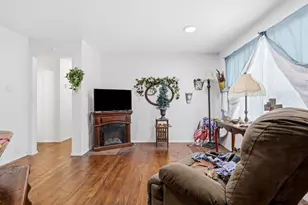 1306 Stone Dr, Irving, TX 75061 - Photo 4