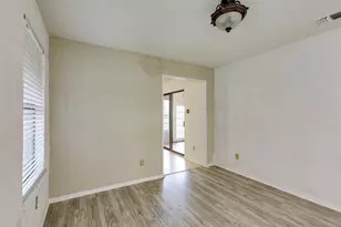 902 Wayne Ave, Duncanville, TX 75137 - Photo 10