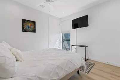 4305 Roseland Avenue, Dallas, TX 75204 - Photo 26