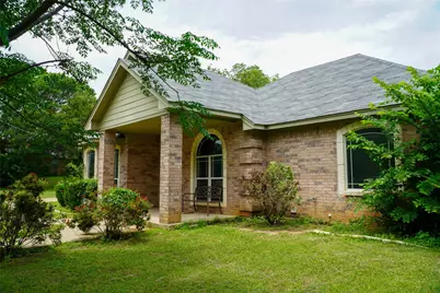 404 E Oakdale Street, Keene, TX 76059 - Photo 2