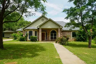 404 E Oakdale St, Keene, TX 76059 - Photo 1