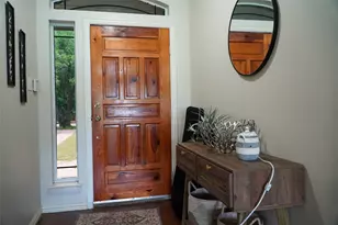 404 E Oakdale St, Keene, TX 76059 - Photo 10