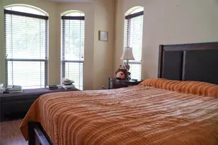 404 E Oakdale St, Keene, TX 76059 - Photo 12