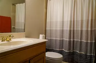404 E Oakdale St, Keene, TX 76059 - Photo 16