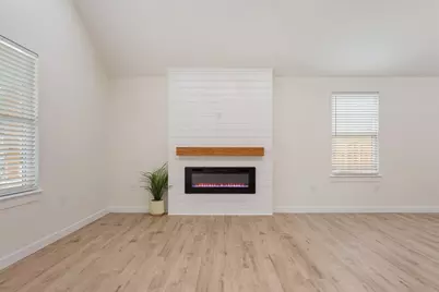 924 Church Avenue, Waco, TX 76706 - Photo 6