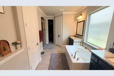 337 Prairie Ridge Lane, Lewisville, TX 75056 - Photo 14