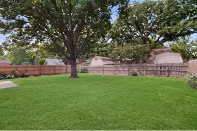 1703 Foster Drive, Arlington, TX 76012 - Photo 38