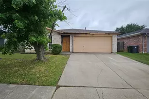714 Charles City Dr, Arlington, TX 76018 - Photo 2