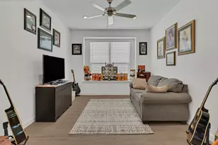 9508 Capehart Rd, Fort Worth, TX 76179 - Photo 8