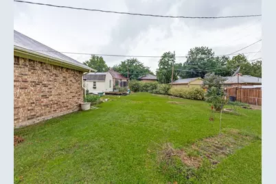 829 Broadmoor Drive, Mesquite, TX 75149 - Photo 18