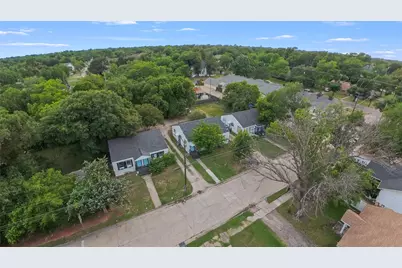 212 N 19th Street, Corsicana, TX 75110 - Photo 4