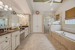 2707 Harborside Dr, Granbury, TX 76048 - Photo 14