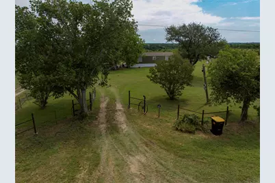 204 County Road 443, Chilton, TX 76524 - Photo 4