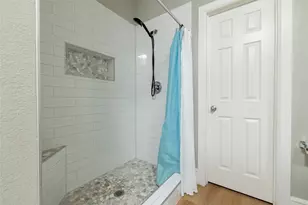 1016 Pebblecreek Dr, Burleson, TX 76028 - Photo 28
