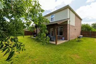 1016 Pebblecreek Dr, Burleson, TX 76028 - Photo 40