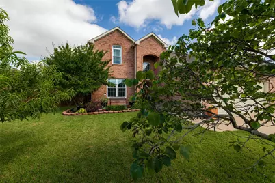 1016 Pebblecreek Drive, Burleson, TX 76028 - Photo 4
