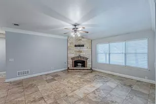 8220 Mossberg Dr, Arlington, TX 76002 - Photo 6