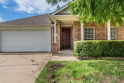 8220 Mossberg Drive, Arlington, TX 76002 - Photo 2