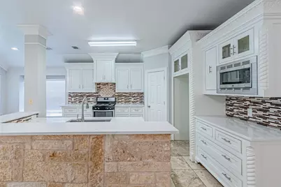 8220 Mossberg Drive, Arlington, TX 76002 - Photo 10