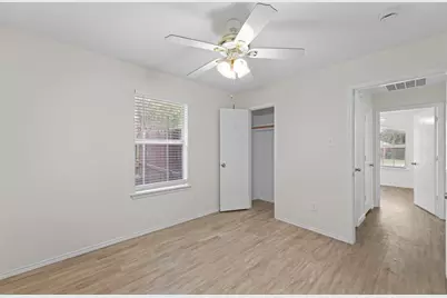 4809 Maryannes Meadow Drive, Lake Worth, TX 76135 - Photo 20