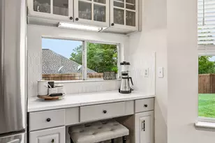 1300 Edgewood Ct, Carrollton, TX 75007 - Photo 16