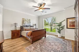 1300 Edgewood Ct, Carrollton, TX 75007 - Photo 20
