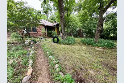 8619 Groveland Drive, Dallas, TX 75218 - Photo 2