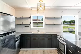 906 Pleasant Valley Rd, Garland, TX 75040 - Photo 6